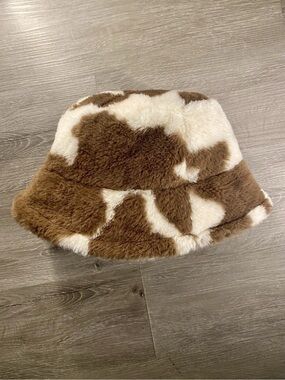 Vintage Brown & Cream Faux Fur Cow Print Bucket Hat